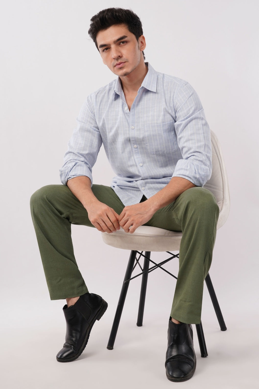 Mens Cotton blend shirt in blue color, light blue color comfortable fitting best suited for summers breathable fabric suited for mens. Relaxed silheoute Accessible luxury shirt. 