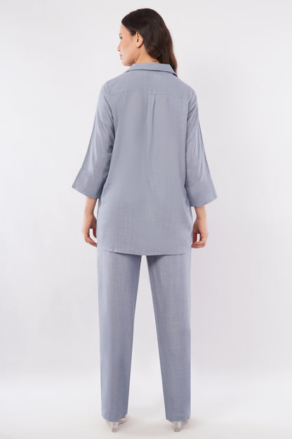 Women's linen blend co-ord set side view — natural fabric women's office wear India — size inclusive S to 5XL — Tofflane clothes worth keeping
Women's linen co-ord set back view — breathable natural fabric workwear India — size inclusive women's coord sets — premium basics — Tofflane India